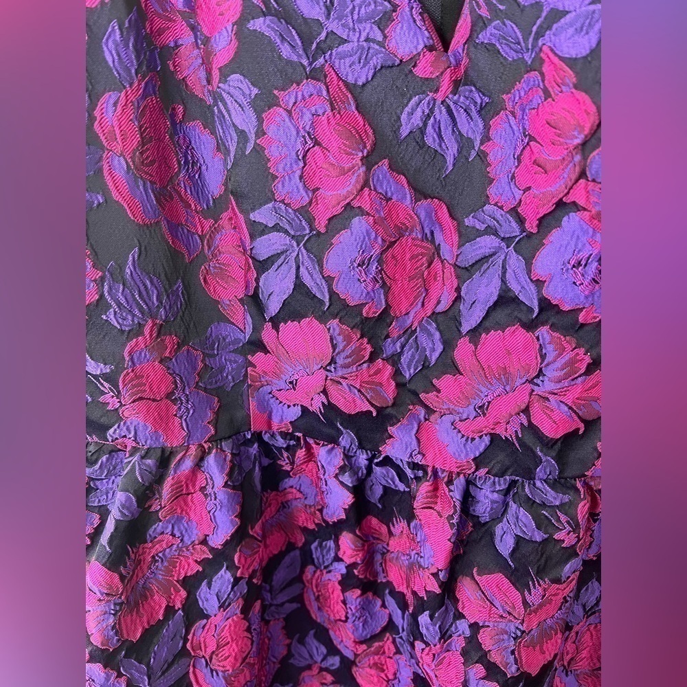 Gorgeous dress - Picture 6 of 8